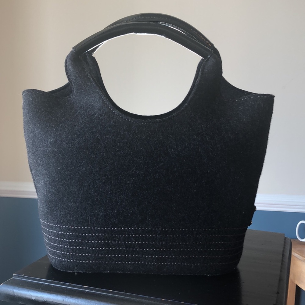 Kate Spade Small Grey Felt Purse with Dustbag - Picture 2 of 11